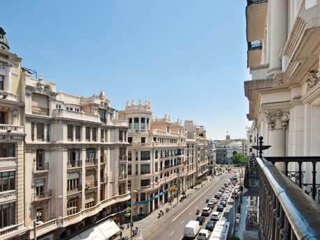 Habitación doble Vista ciudad del hotel Catalonia Gran Via Madrid. Foto 1