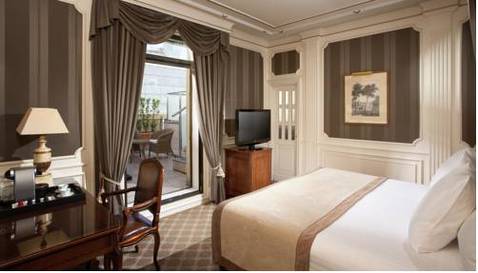 Habitación Grand Premium with Jacuzzi del hotel Gran Melia Fénix. Foto 1