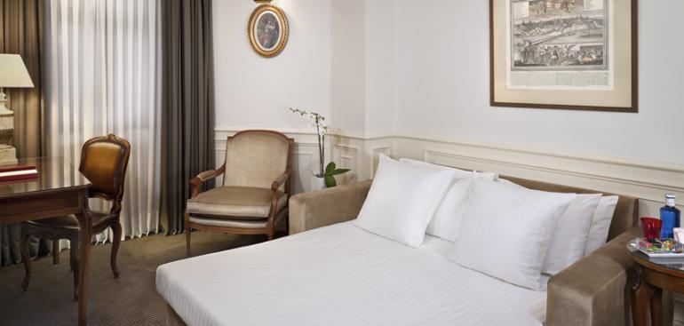 Junior suite Lujo del hotel Gran Melia Fénix. Foto 2