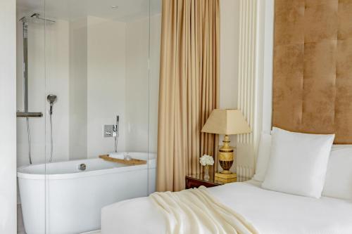 Suite de 1 dormitorio Red Level del hotel Hotel Fénix, a Gran Meliá Hotel - The Leading Hotels of the World. Foto 2