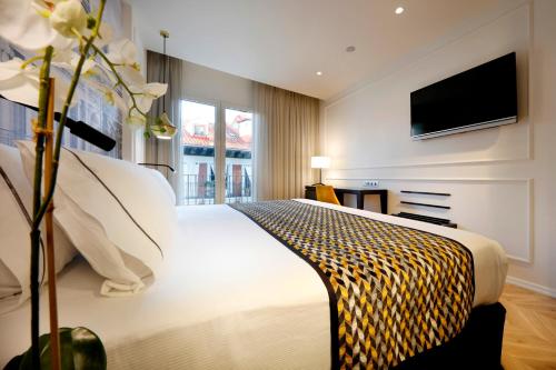 Habitación Doble del hotel Eurostars Madrid Gran Vía. Foto 3