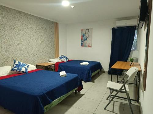 Habitación Cuádruple del hotel Express Inn PTY Aeropuerto Internacional Panama. Foto 2