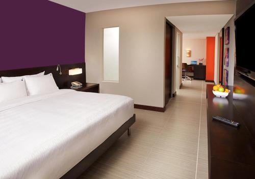 Suite Junior del hotel Megapolis Panama. Foto 3