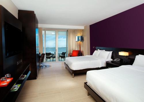 Habitación Doble Superior del hotel Megapolis Panama. Foto 1