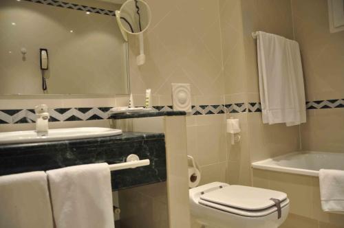 Habitación Doble Estándar - 1 o 2 camas del hotel Inhala Garden. Foto 12