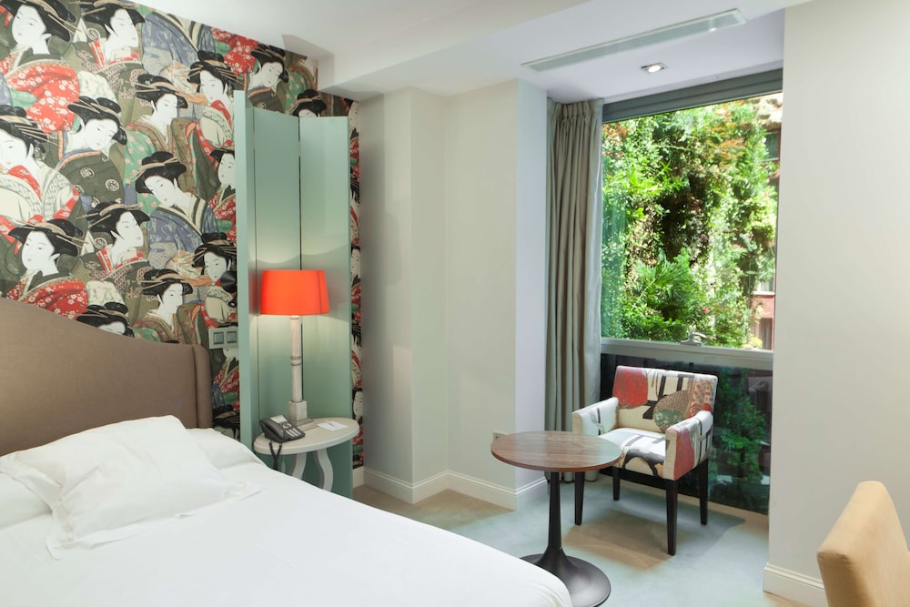 Habitación estándar con 1 cama doble o 2 individuales del hotel Inhala Garden. Foto 8