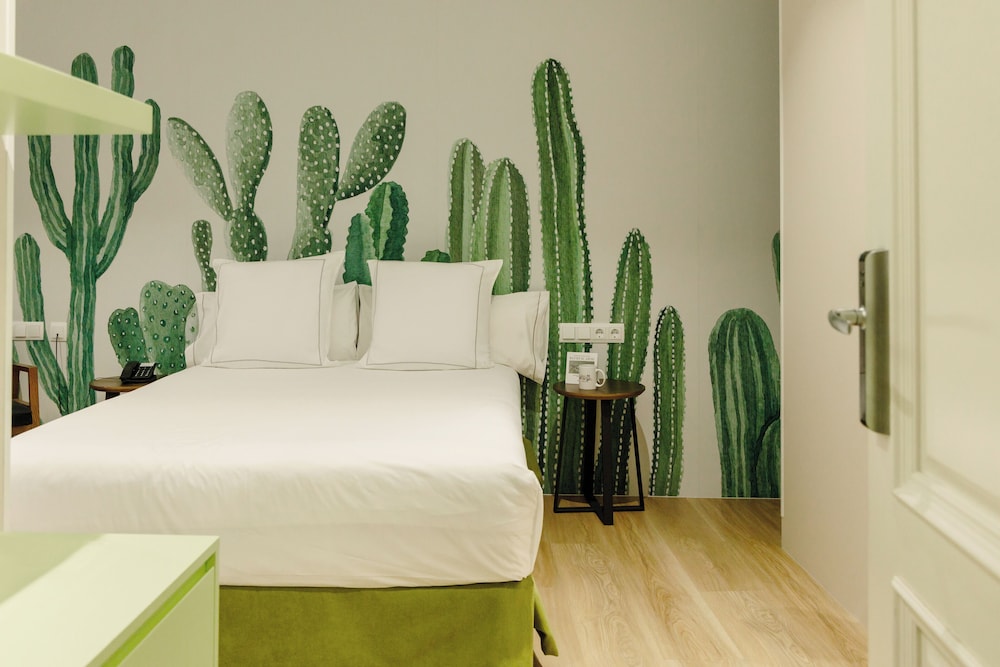 Habitación estándar con 1 cama doble o 2 individuales del hotel Inhala Garden. Foto 9