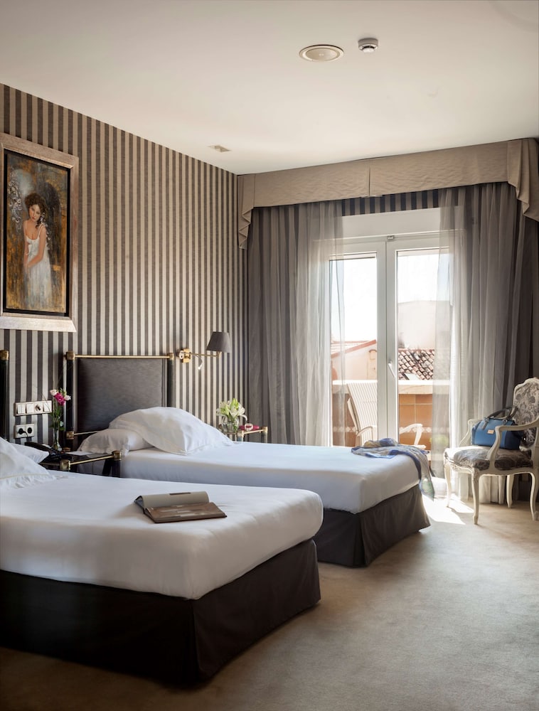 Habitación superior con balcón del hotel Inhala Garden. Foto 5