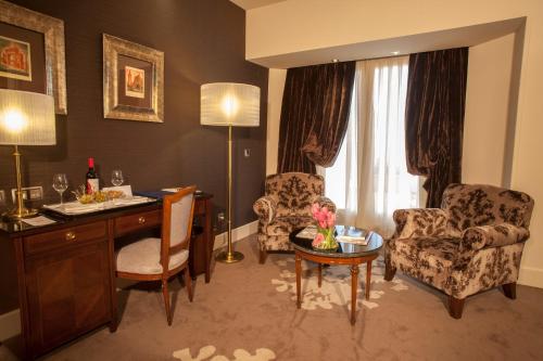 Suite Junior con terraza - The Wellington Club del hotel Wellington and Spa Madrid. Foto 1