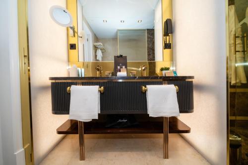 Habitación Doble Superior con vistas a la ciudad del hotel Wellington and Spa Madrid. Foto 1
