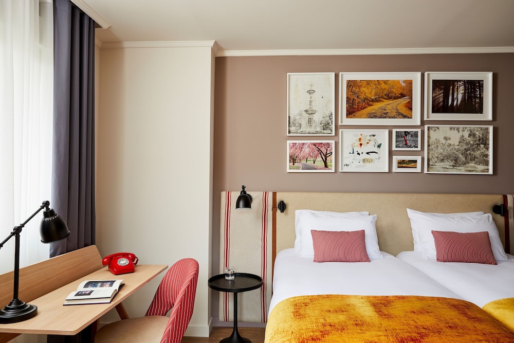 Habitación estándar, 2 camas individuales del hotel Indigo Madrid - Princesa, An Ihg. Foto 1