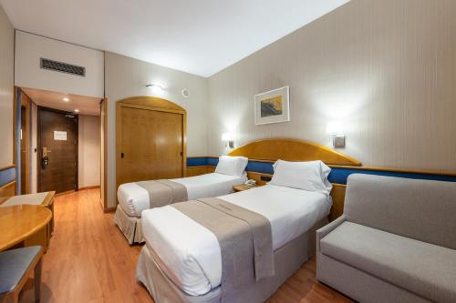 Habitación Triple del hotel Agumar. Foto 2