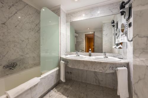 Habitación Cuádruple Estándar del hotel Agumar. Foto 1