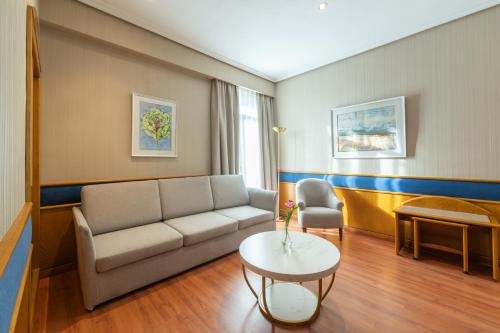 Habitación Familiar Estándar del hotel Agumar. Foto 2