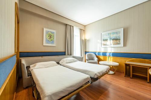 Habitación Familiar Estándar del hotel Agumar. Foto 4