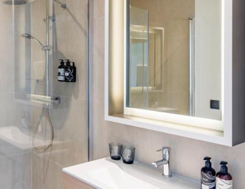 Habitación conectada Innside del hotel Innside By Meliá Madrid Gran Vía. Foto 4