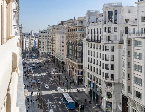 Estudio con vistas a la Gran Vía del hotel Innside By Meliá Madrid Gran Vía