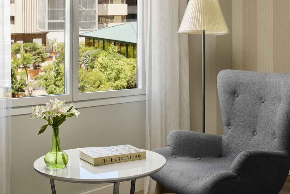 Habitación estándar (View) del hotel Nh Madrid Balboa. Foto 1