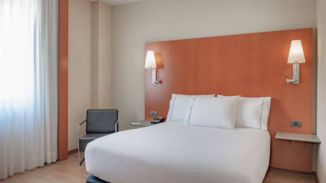 Habitación individual del hotel Ac Los Vascos By Marriott. Foto 2