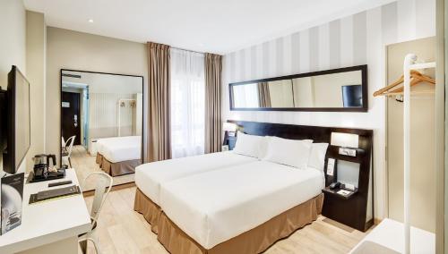 Habitación Doble Superior - 1 o 2 camas del hotel Sercotel Madrid Aeropuerto. Foto 1