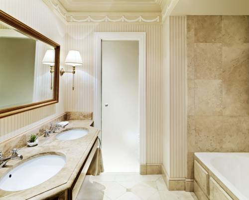 Habitación doble Lujo del hotel The Palace, a Luxury Collection Hotel, Madrid. Foto 1