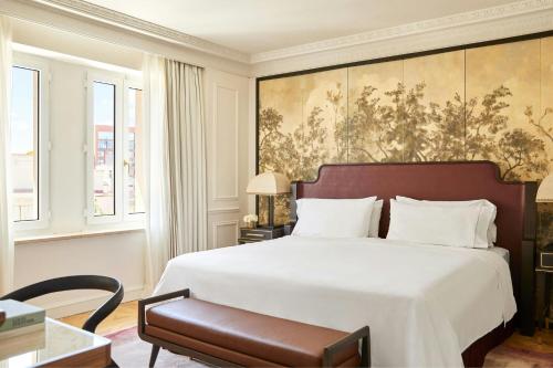 Suite de 1 dormitorio Palace con cama extragrande del hotel The Palace, a Luxury Collection Hotel, Madrid. Foto 5