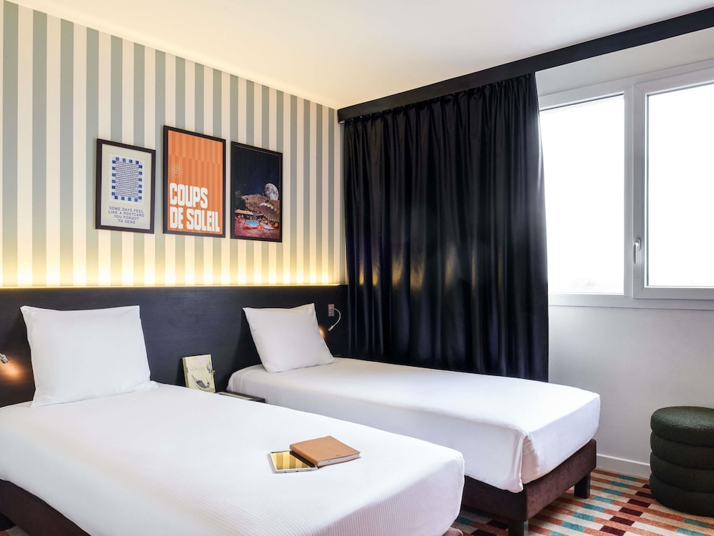 Habitación estándar con camas individuales del hotel ibis Styles Nantes Saint Herblain