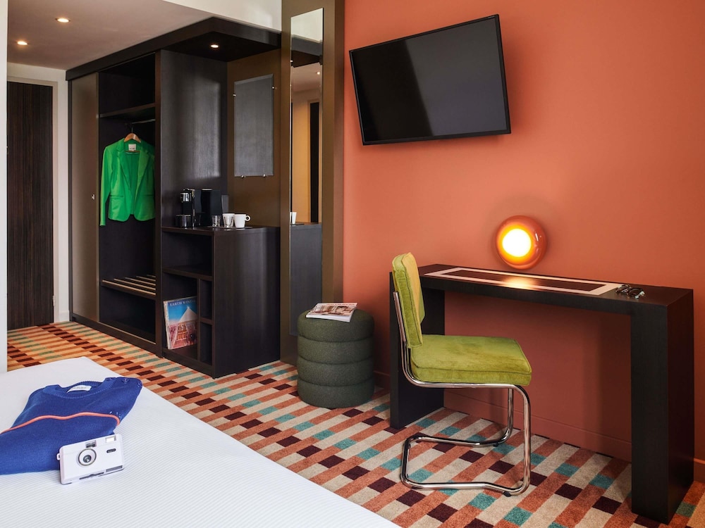 Habitación Comfort con 1 cama king size del hotel ibis Styles Nantes Saint Herblain. Foto 2