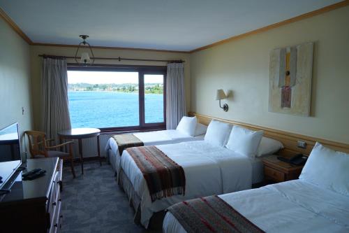 Habitación Doble Superior del hotel Cabaña Del Lago Puerto Varas. Foto 8