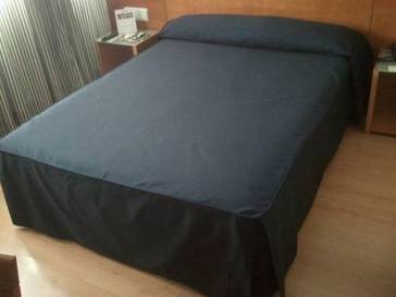 Habitación doble del hotel Globales de los Reyes. Foto 3