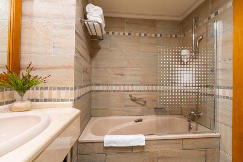Habitación Cuádruple Estándar del hotel Antequera Hills