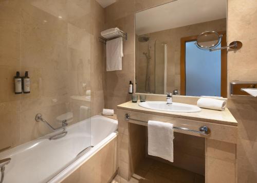 Habitación Doble Estándar del hotel Malaga Alameda Centro Affiliated By Meliá. Foto 1