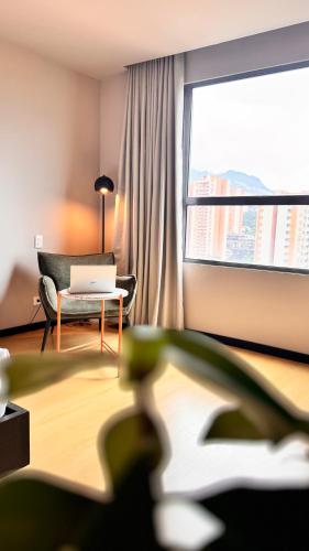 Habitación Doble Deluxe del hotel Tequendama Medellín - Estadio. Foto 2