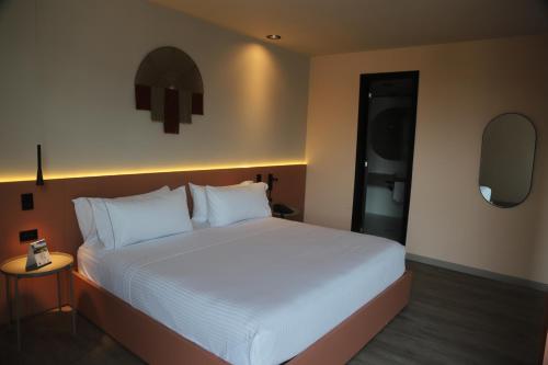 Habitación Doble Deluxe del hotel Tequendama Medellín - Estadio. Foto 5