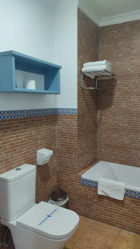 Habitación Doble con balcón - 1 o 2 camas del hotel Polo. Foto 2