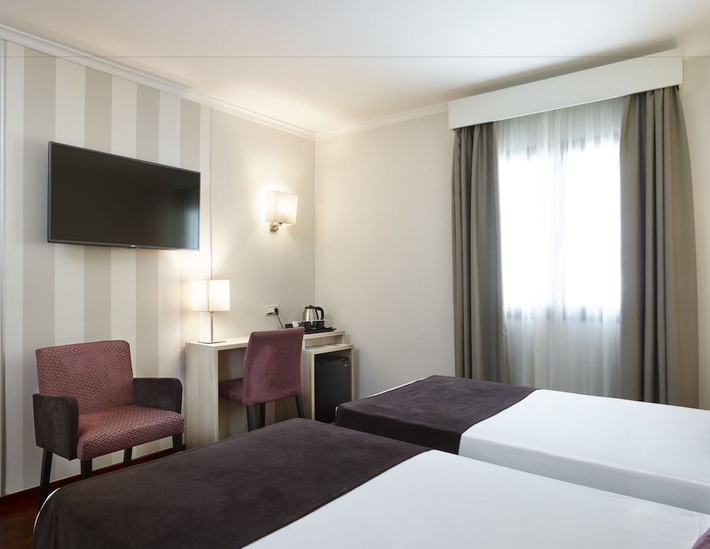 Habitación estándar doble del hotel Maestranza. Foto 5