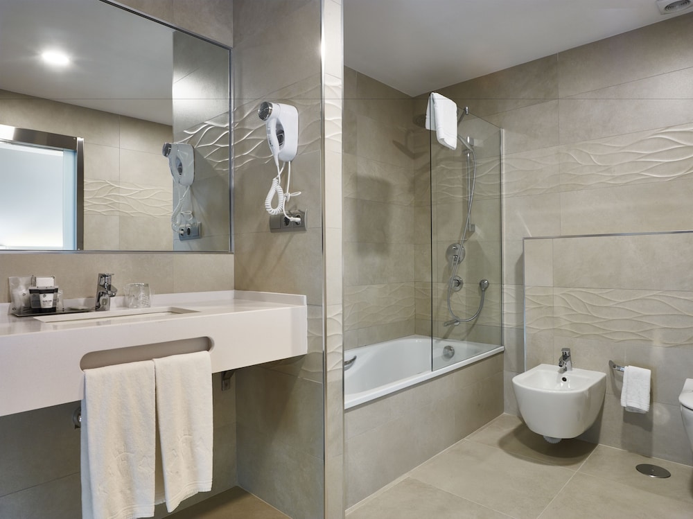 Habitación doble superior del hotel Maestranza. Foto 9