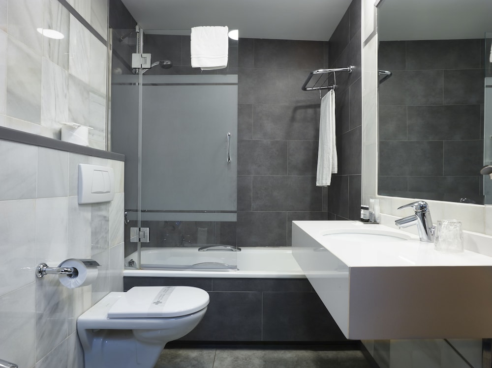 Habitación individual del hotel Maestranza. Foto 4