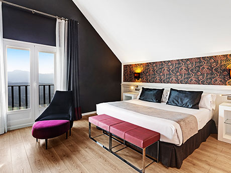 Junior suite del hotel Catalonia Reina Victoria. Foto 2