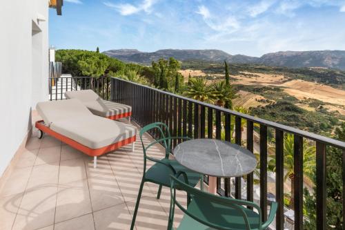 Suite Junior Deluxe del hotel Catalonia Reina Victoria. Foto 4