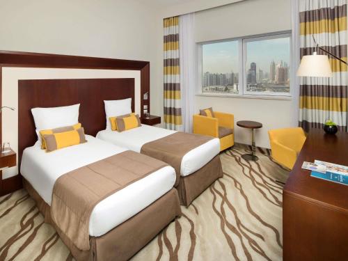 Habitación Executive - 2 camas del hotel Novotel Dubai Al Barsha. Foto 8