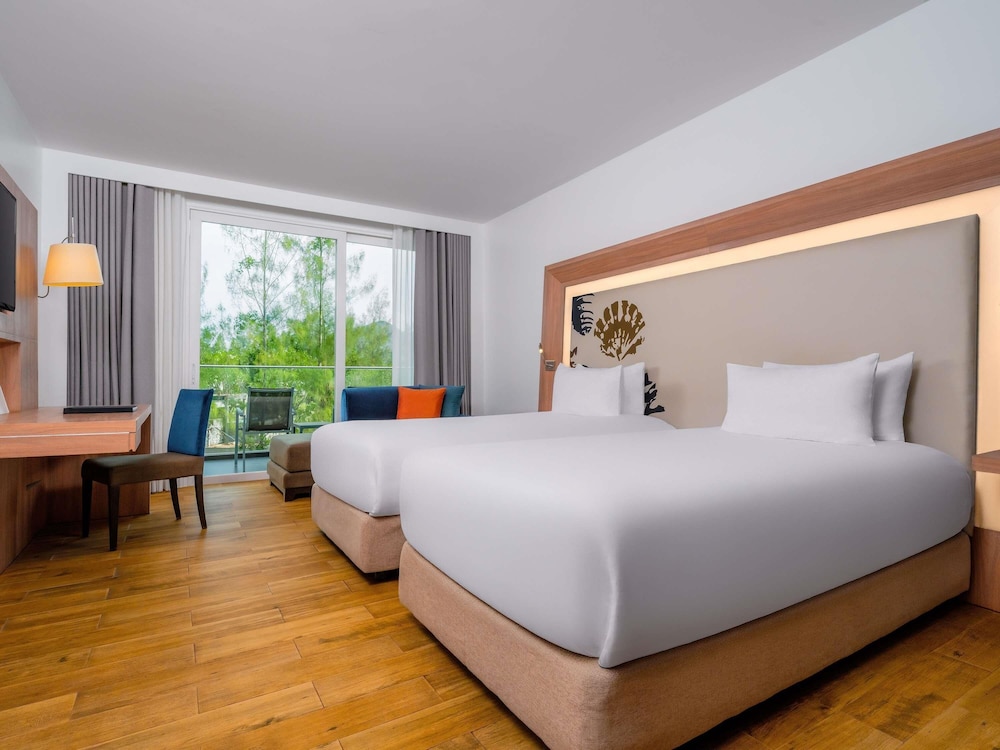 Habitación superior con 2 camas individuales, 2 camas individuales del hotel Novotel Phuket Kamala Beach - Sha Extra Plus. Foto 3