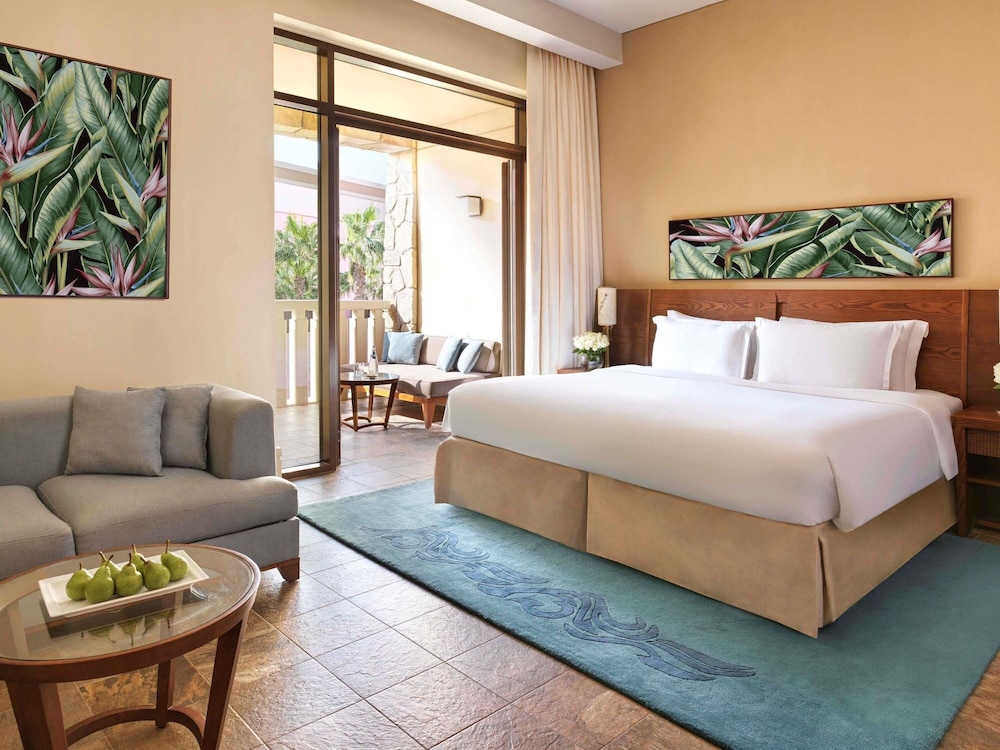 Habitación Clásica del hotel Sofitel Dubai The Palm. Foto 1