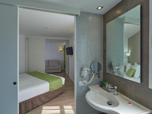 Habitación Individual del hotel Bq Amfora Beach - Adults Only. Foto 3