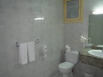 Habitación doble Superior del hotel Amic Gala. Foto 5