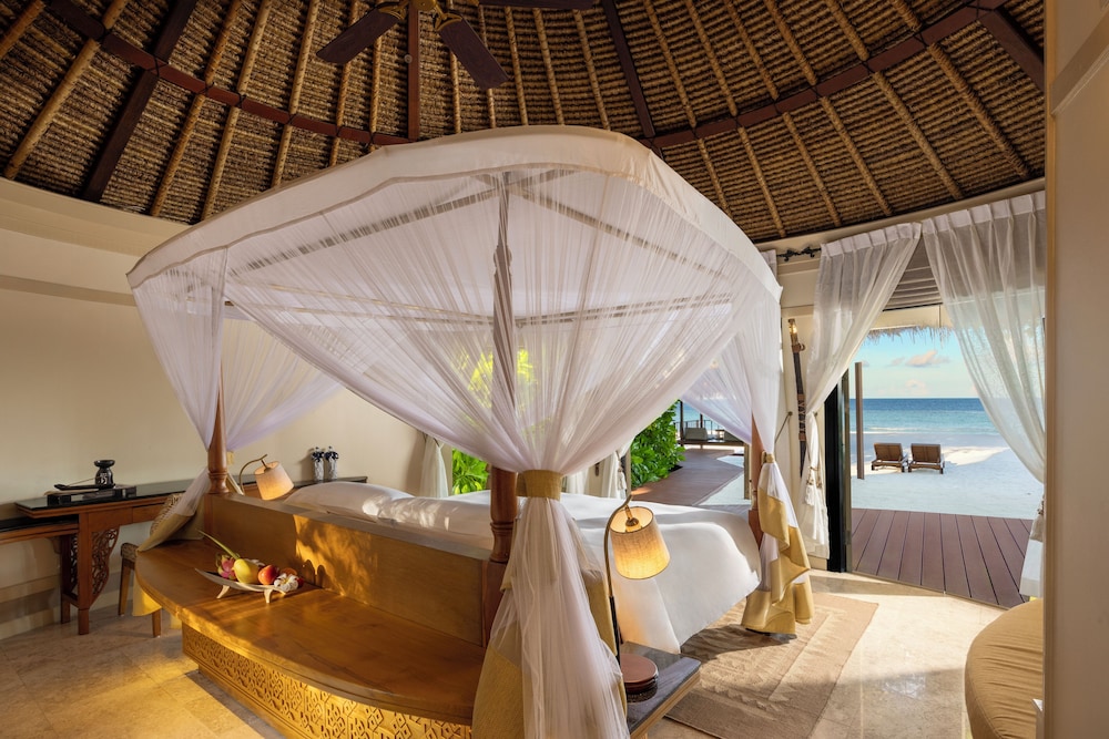 Luxury Villa, Private Pool, Beachfront del hotel Banyan Tree Vabbinfaru. Foto 1