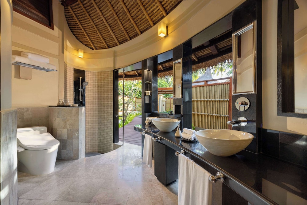 Luxury Villa, Private Pool, Beachfront del hotel Banyan Tree Vabbinfaru. Foto 8
