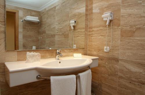 Habitación Individual del hotel Grupotel Montecarlo. Foto 5