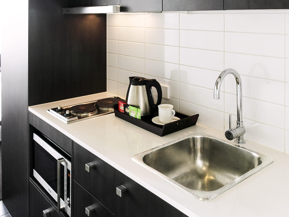 Estudio twin 2 camas individuales del hotel Mercure Melbourne Therry Street. Foto 1