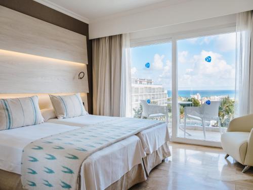 Habitación Doble Premium con vistas al mar del hotel Grupotel Gran Vista and Spa. Foto 2